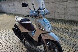 Piaggio Beverly 300