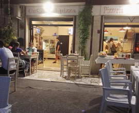 Pizzeria tavola calda