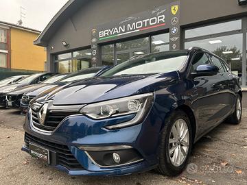 Renault Megane Mégane Sporter dCi 8V 110 CV EDC En