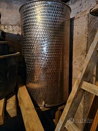 Botte in acciaio inox  500 LT con galleggiante 