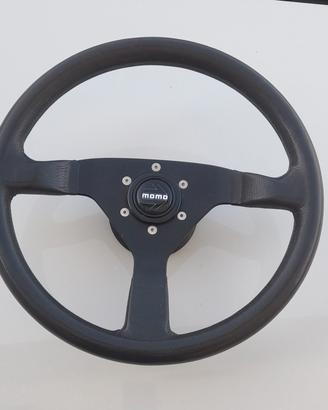 volante momo