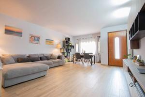 Villetta a schiera di 198 m² con più di 5 locali e