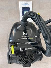 Aspirapolvere ciclone con sacchetto electrolux