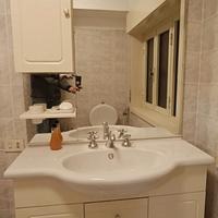 Mobile bagno con lavabo