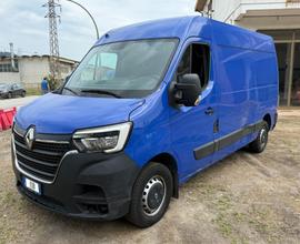 RENAULT Master T33 2.3 dCi 135 CV PASSO MEDIO