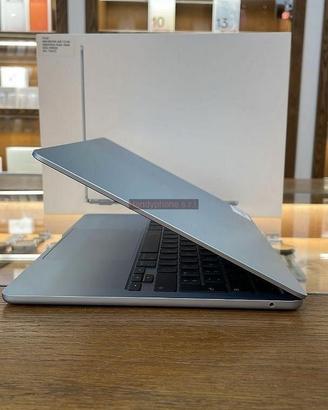 Macbook air 13 m4 pc 81
