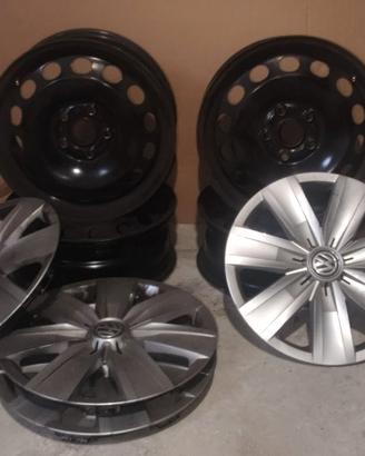 cerchi in metallo e copricerchi