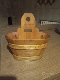 Portaoggetti in legno