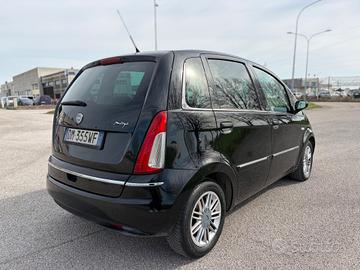 Lancia MUSA 2008 platino ok neopatentati