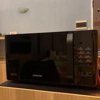 Microonde Samsung modello MS23K3513AK