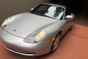 Porsche 911 Carrera Cabrio (996), del 2000,manuale