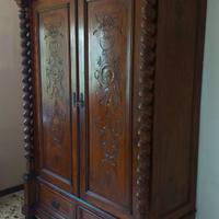 Armadio in noce 2 ante