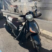 Beverly 300