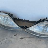 Coppia di fari usati citroen c3 anno 2007