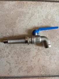 Rubinetto conico eko per botte da 1”