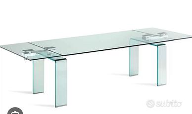 Tavolo Cattelan in vetro allungabile da riparare