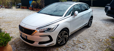 Ds5 2.0 bluehdi sport & chic