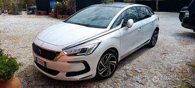 Ds5 2.0 bluehdi sport & chic