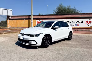 VOLKSWAGEN GOLF LIFE DSG 1.0 eTSI 110CV EVO AUTOMA