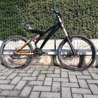 Bicicletta da cross country
