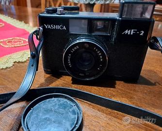 Macchina Fotografica Yashica MF-2
