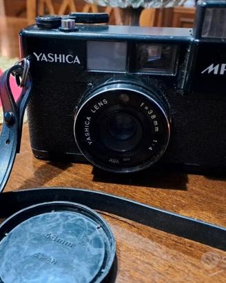 Macchina Fotografica Yashica MF-2