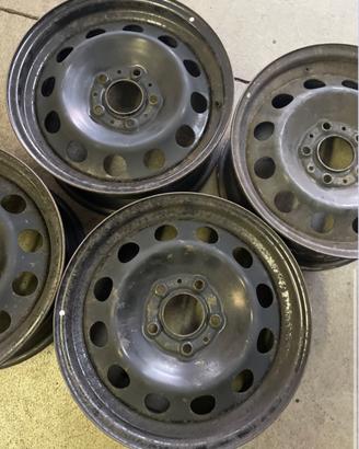 4 CERCHI FERRO DA 16 USATI BMW 1 F20 390300