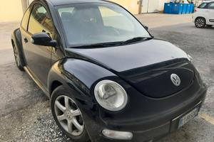 2005 Volkswagen New Beetle 