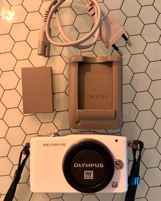Olympus e-pm1