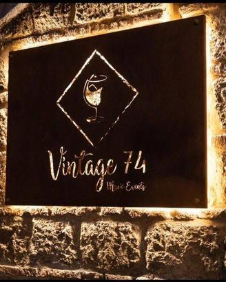 Attività / Licenza di 200 m² con 5 locali a Aversa