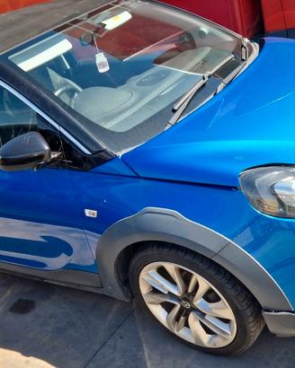 Opel Adam anno 2015 benzina per ricambi (2a)