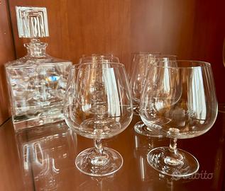 Set whisky: bottiglia decanter + 6 bicchieri
