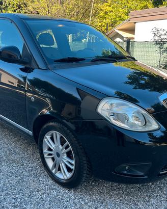 Lancia Ypsilon 1.4 benzina 95cv