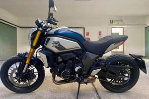 CF MOTO 700 CLX- solo 2300 km- unico proprietario