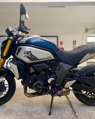 CF MOTO 700 CLX- solo 2300 km- unico proprietario