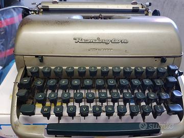 Macchina da scrivere Remington