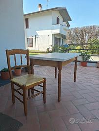 Tavolo da cucina con 6 sedie