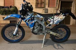 MOTO ENDURO