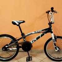 Bmx aurelia sterzo girevole 360 gradi 