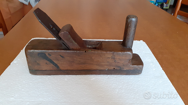 Pialla in legno