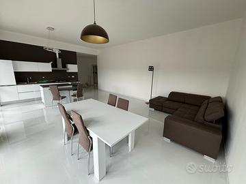 FIRENZE BELLARIVA Moderno trilocale