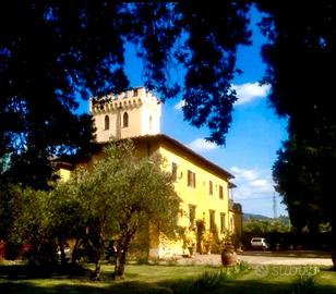 Luminoso appartamento in villa storica