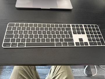 Apple Magic Keyboard con Touch ID