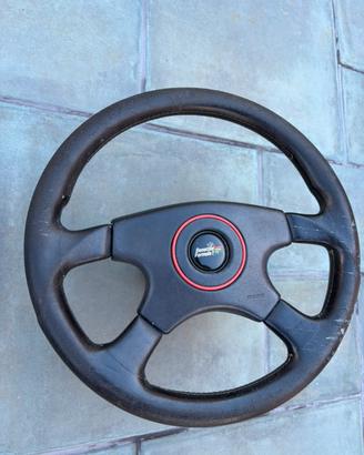 Volante sportivo Benetton in pelle