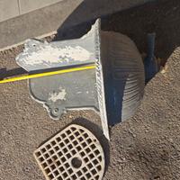 fontana angolare da giardino