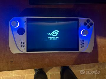 Console portatile ASUS ROG Ally (o ROG Ally X)