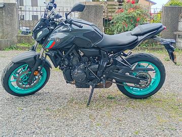 YAMAHA MT-07