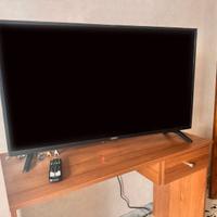 Smart TV 42" LED - Pari al Nuovo con Scatola