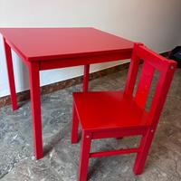 Tavolino con sedia per bambini