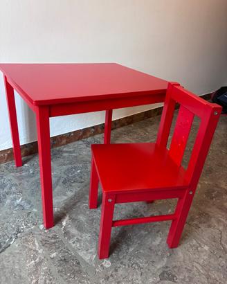 Tavolino con sedia per bambini
